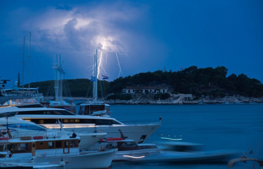 04072017_Adria_Lightning_3b