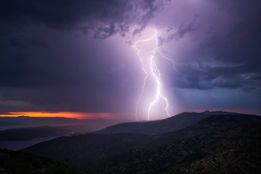 04072017_Adria_Lightning_8b