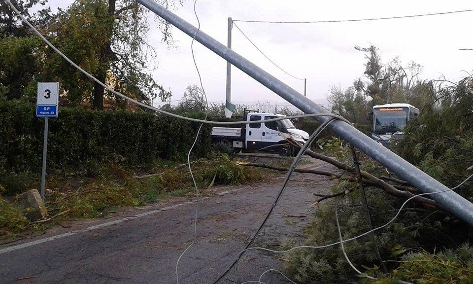09112017_tornado_San_Vito_damage_1
