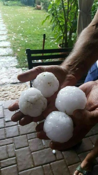 25062017_large_hail_2