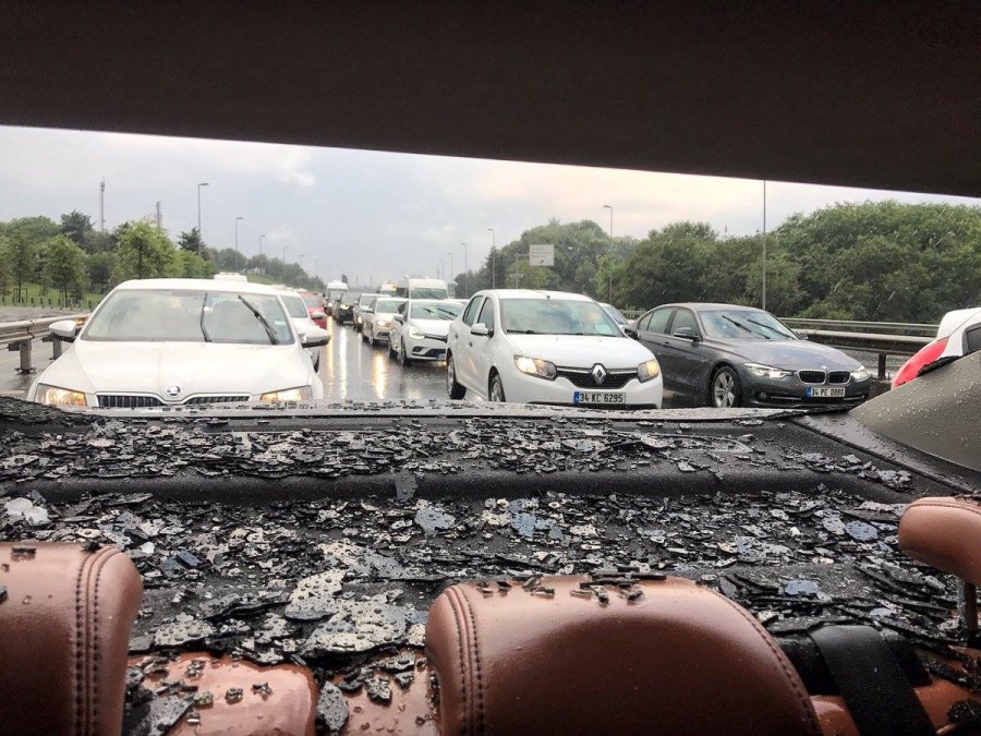 27072017_Istanbul_hailstorm_27