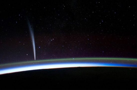 iss_cometlovejoy