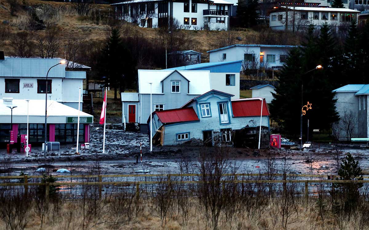 extreme-rain-iceland-landslide-damages-house