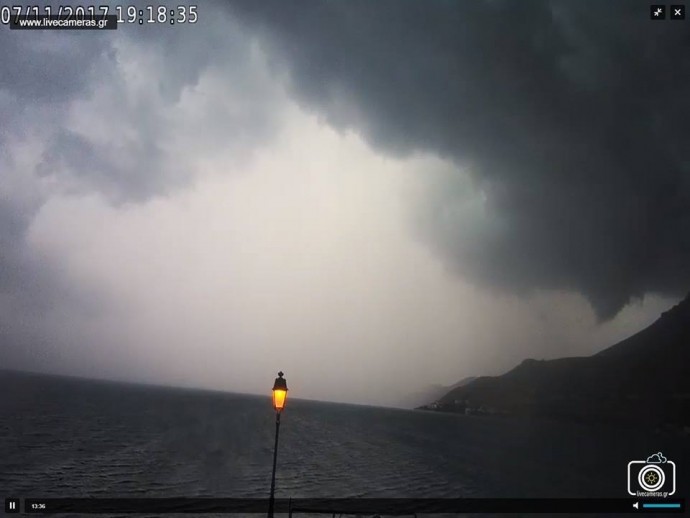 09112017_mesocyclonic_funnel_Loutraki