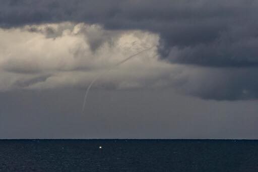 09112017_waterspout_Lipovec_Vis_Croatia_Adriatic_3