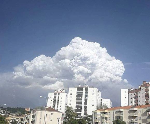 16102017_fires_Iberia_pyrocumulus_Portugal