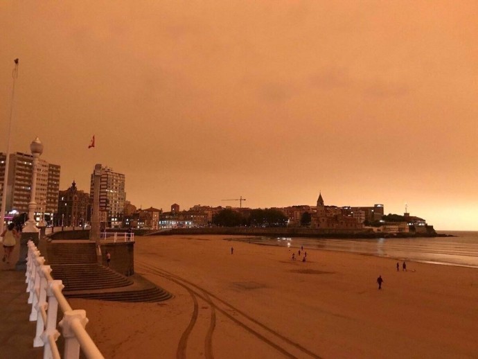 16102017_smoke_Iberia_Gijon_1