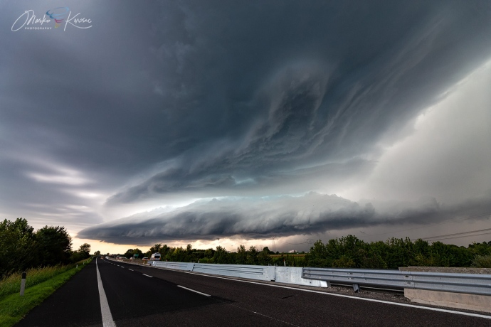 supercell-outbreak-isolated-storm