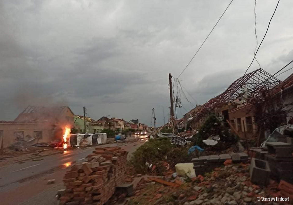 europe-severe-weather-tornado-hodonin-czech-republic-nova-ves