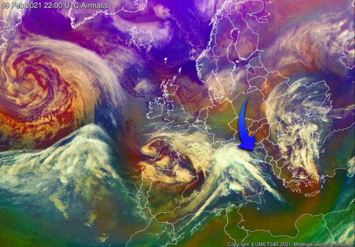 polar-vortex-cold-snow-forecast-europe-airmass-satellite