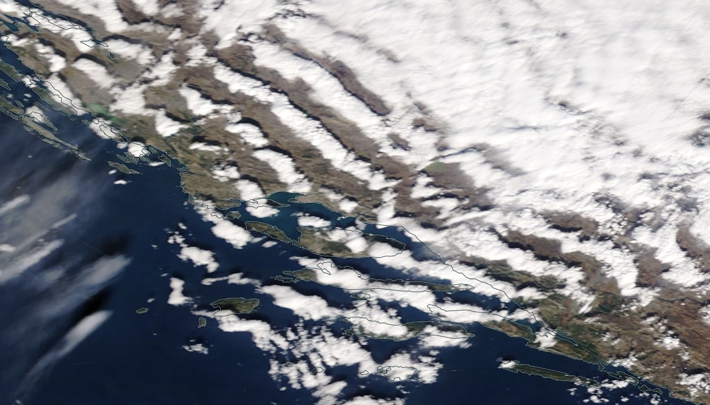 Spectacular Lee wave clouds across the Adriatic sea on Monday, Feb 25th