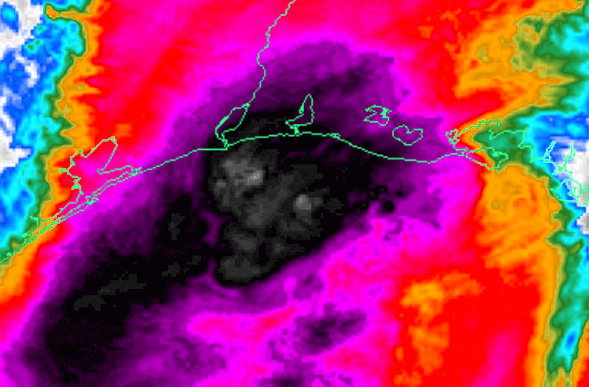Latest on Hurricane Delta the final hours before a dangerous and life