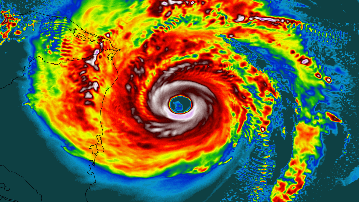 Hurricane Warning for Nicaragua and Honduras ahead of an explosively