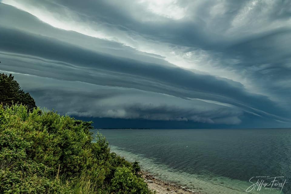 photo contest week 25 2021 01 Steffen Faisst shelfcloud
