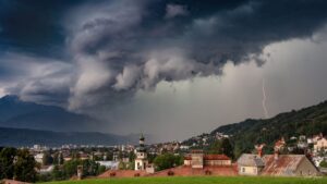 photo-contest-week-31-2021-Danijel Jovanovic-storm