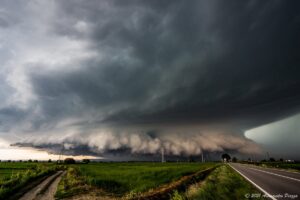 photo-contest-week-33-Alessandro Piazza-massive-supercell