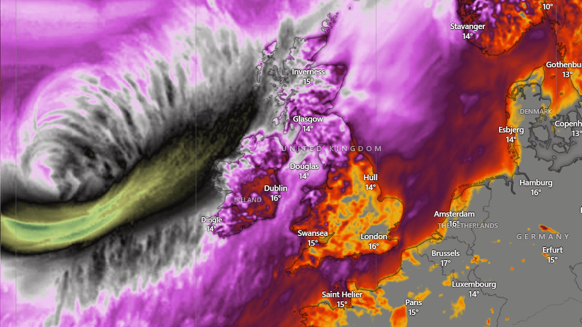 Storm Ashley heads for Ireland and SCotland on Sunday