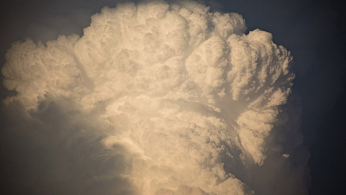 updraft appearance explosive